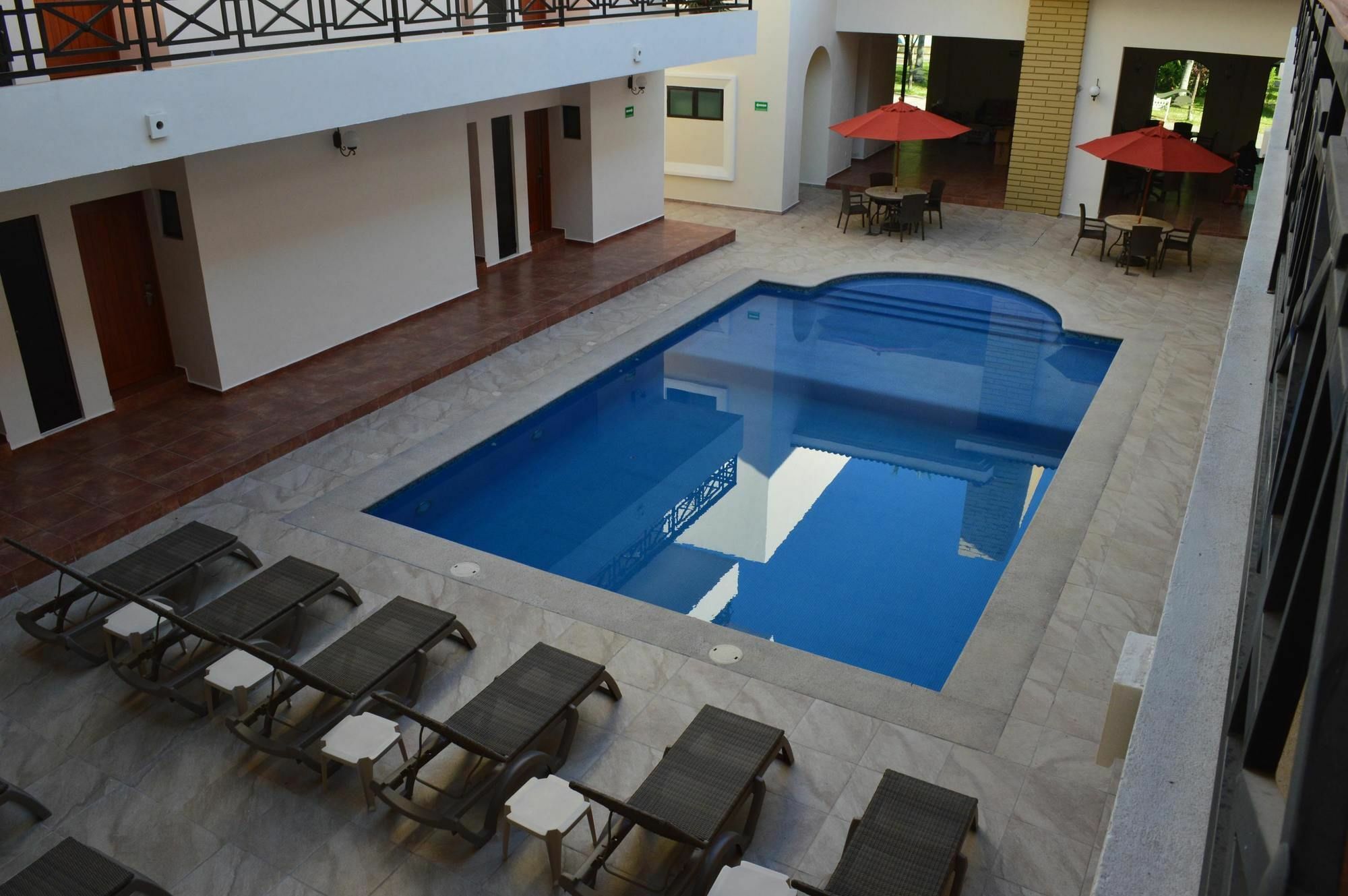 Concierge Plaza La Villa โคลิมา ภายนอก รูปภาพ